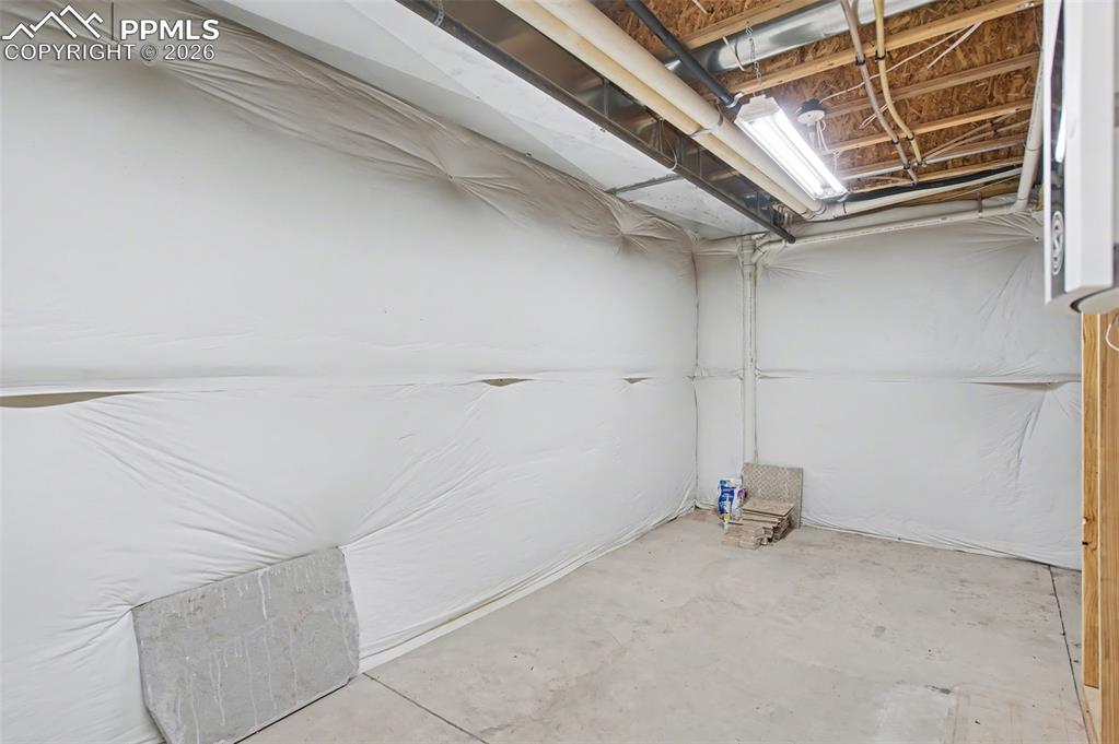 Image 33 of 48: Basement