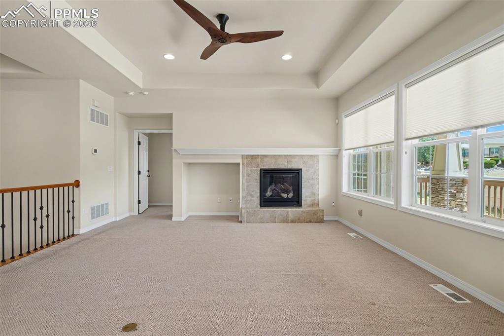 Image 4 of 48: Living Room