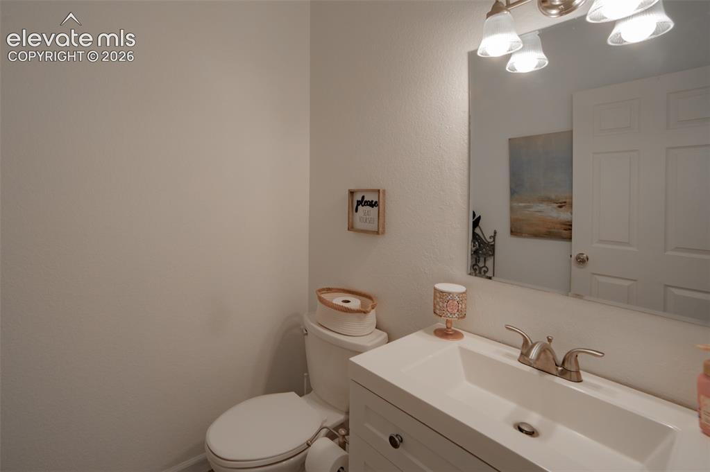 Image 11 of 42: Bathroom