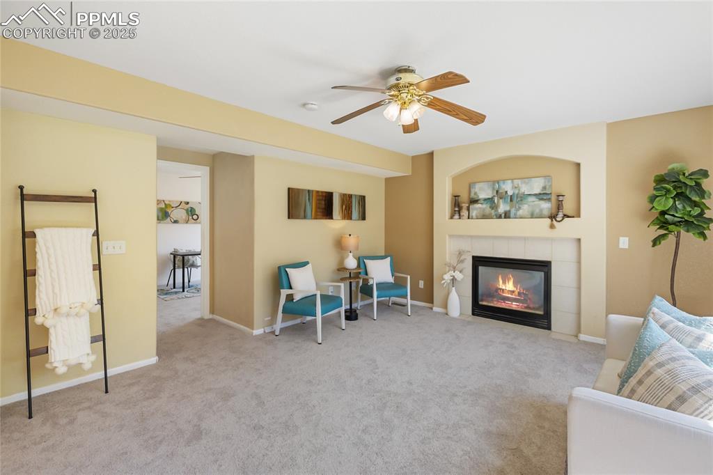 Image 14 of 41: Living Room