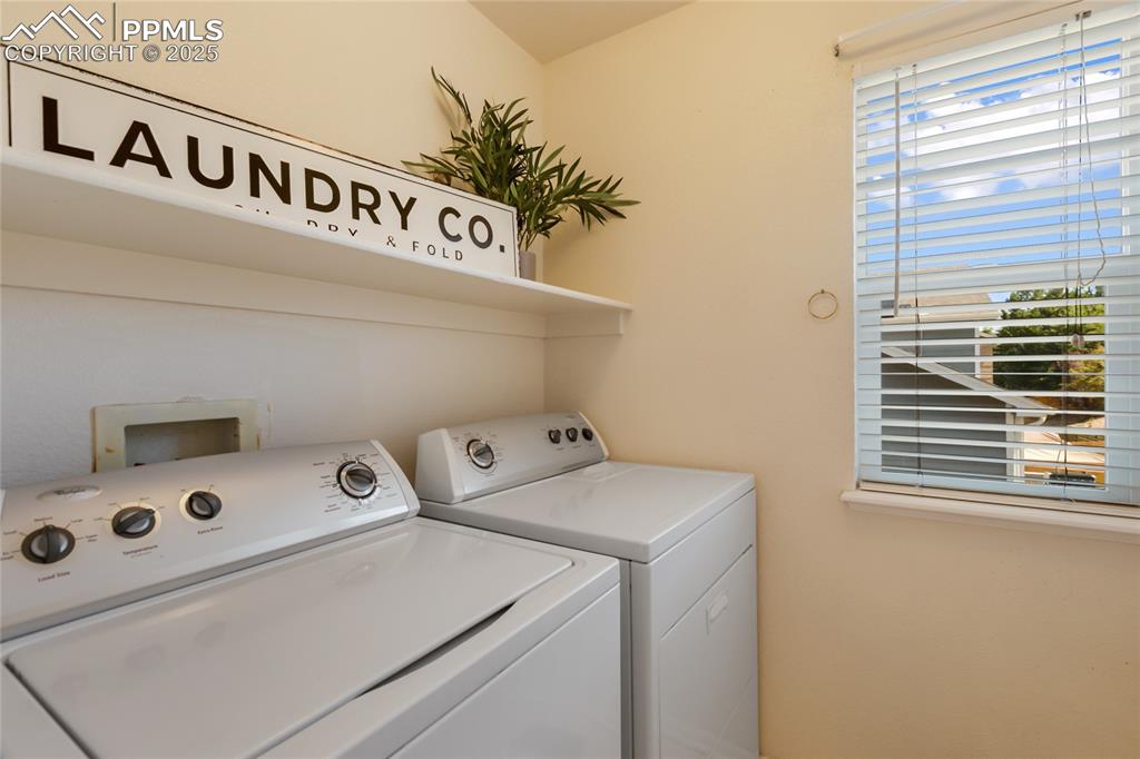 Image 34 of 41: Laundry