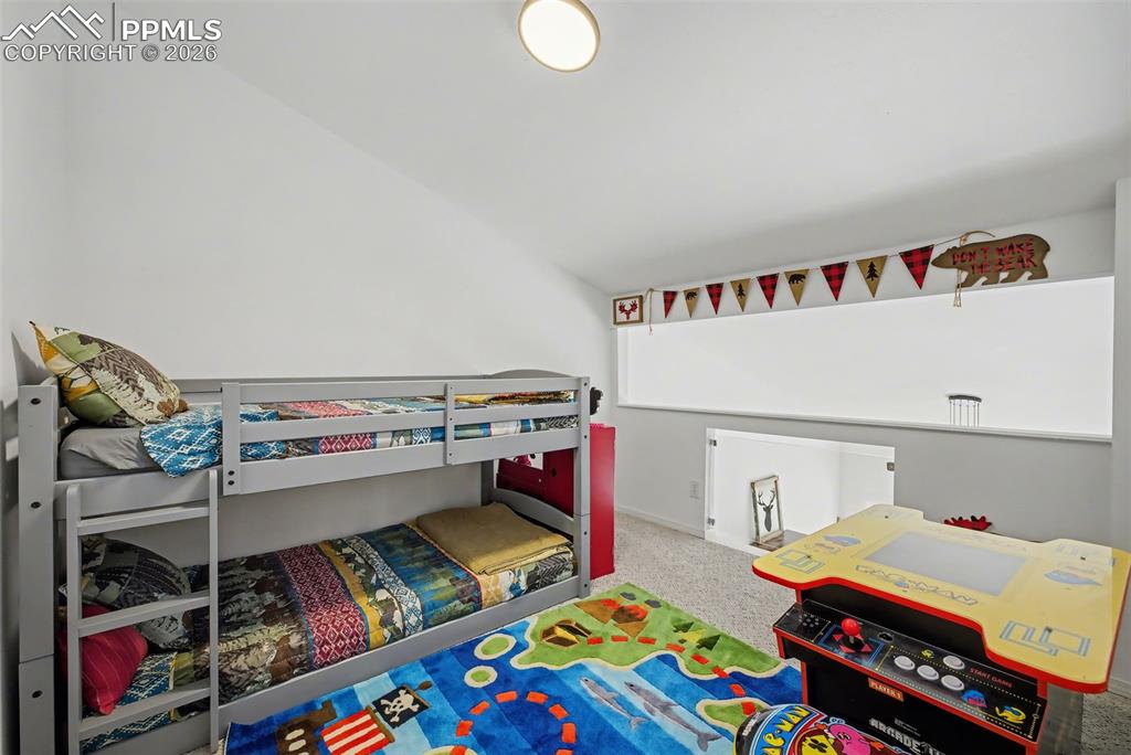 Image 30 of 36: Loft