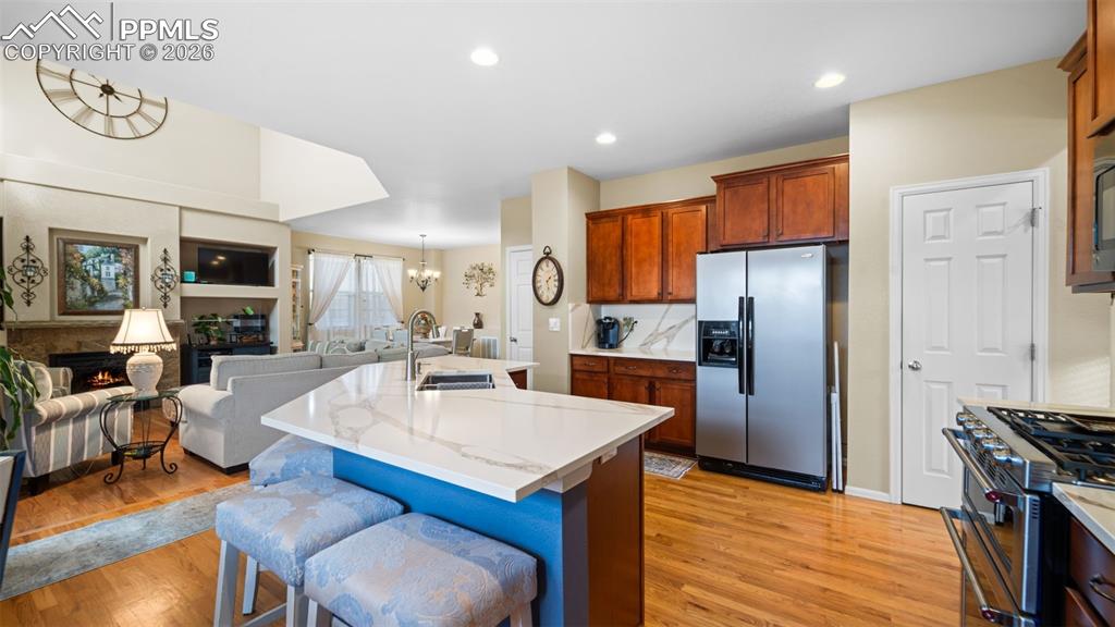 Image 12 of 45: Kitchen