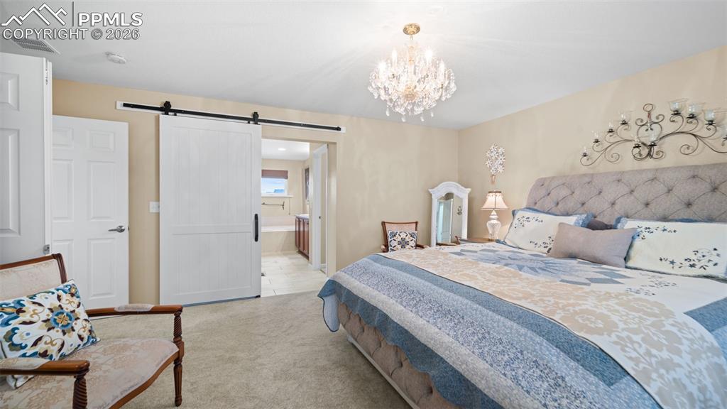 Image 23 of 45: Bedroom