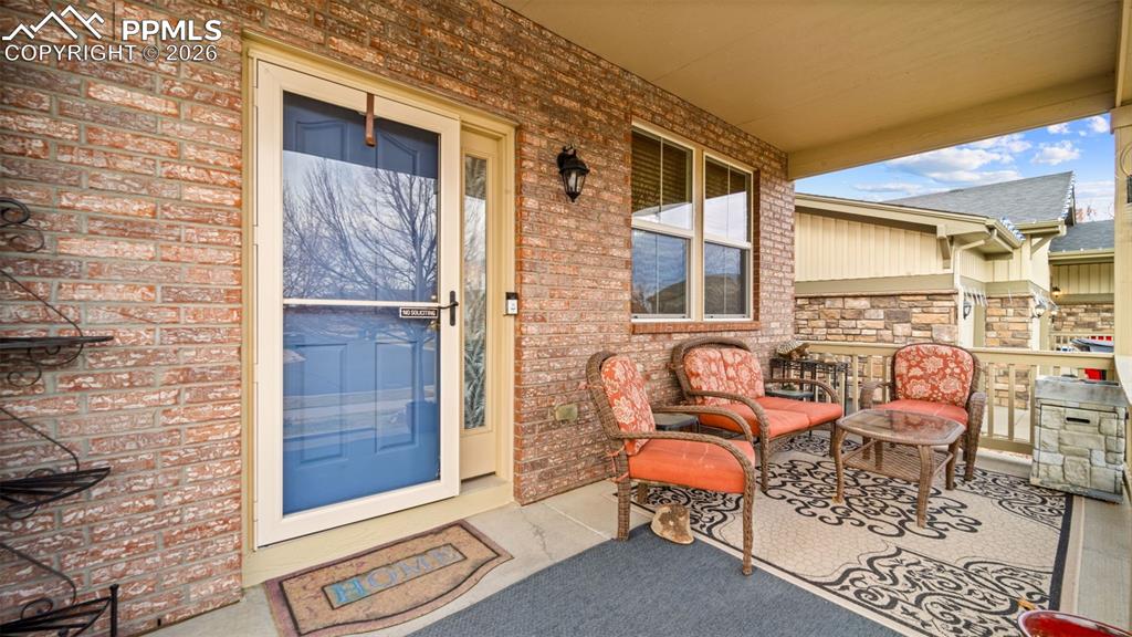 Image 4 of 45: Entry