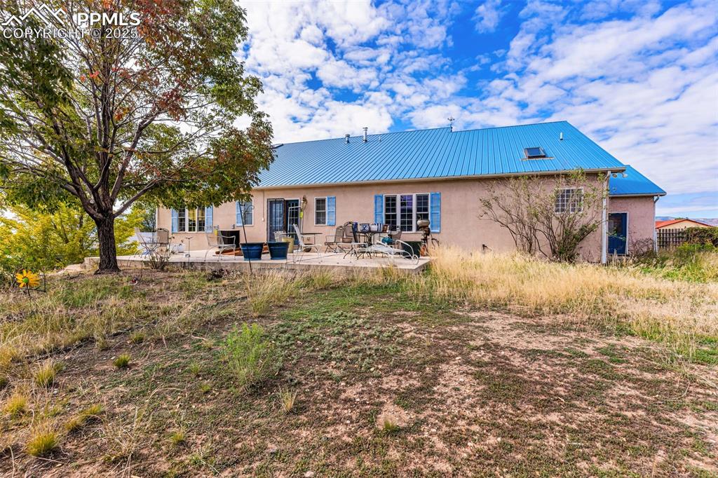 Image 37 of 43: Back of Structure