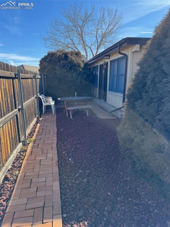 Image 30 of 30: Back Yard No Snow