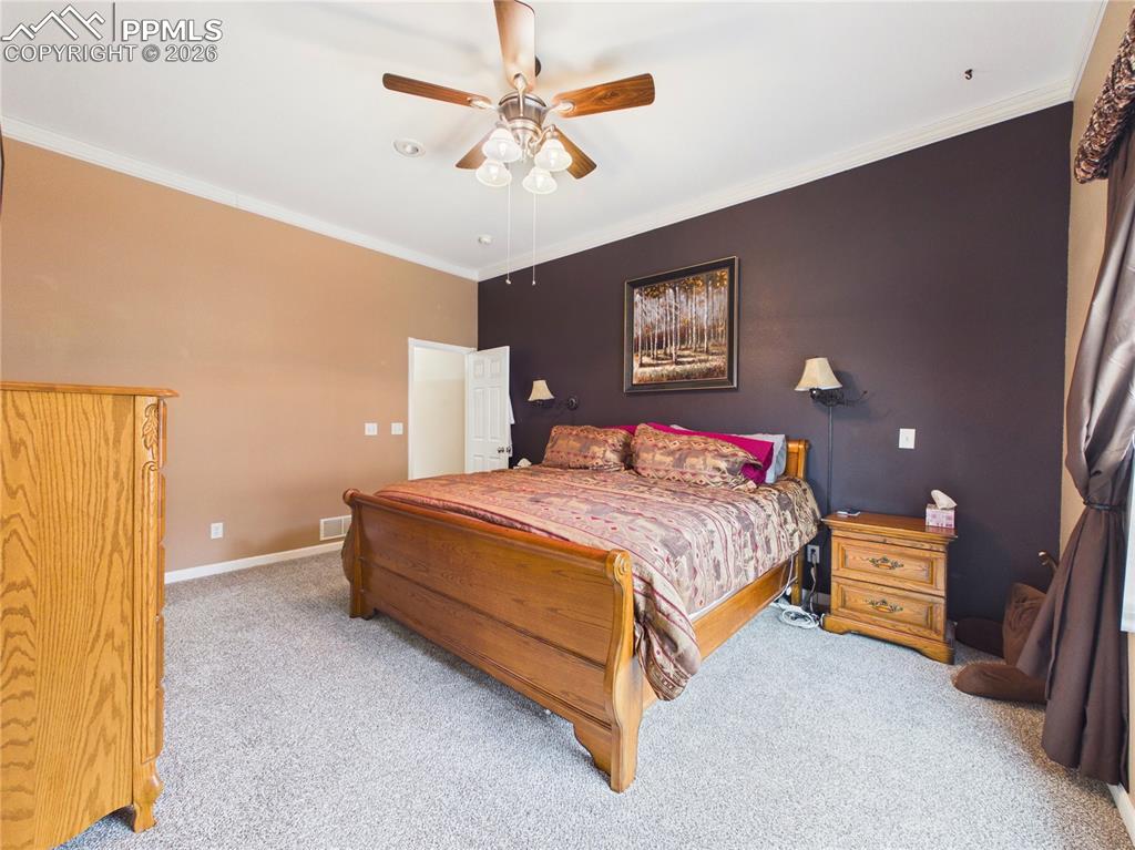 Image 15 of 48: Bedroom