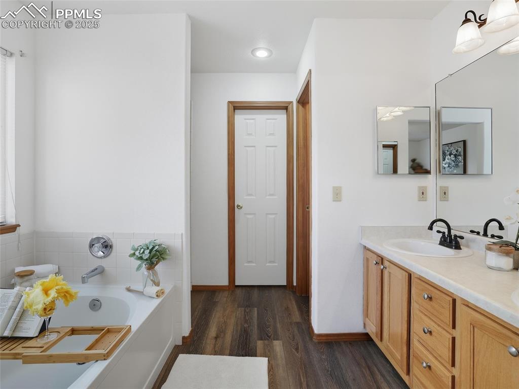 Image 12 of 41: Bathroom