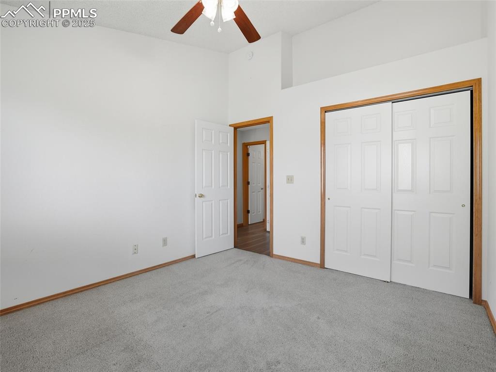 Image 16 of 41: Bedroom