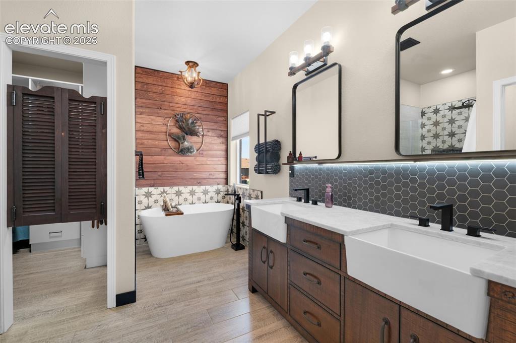 Image 14 of 50: Newly Renovated Primary Bath