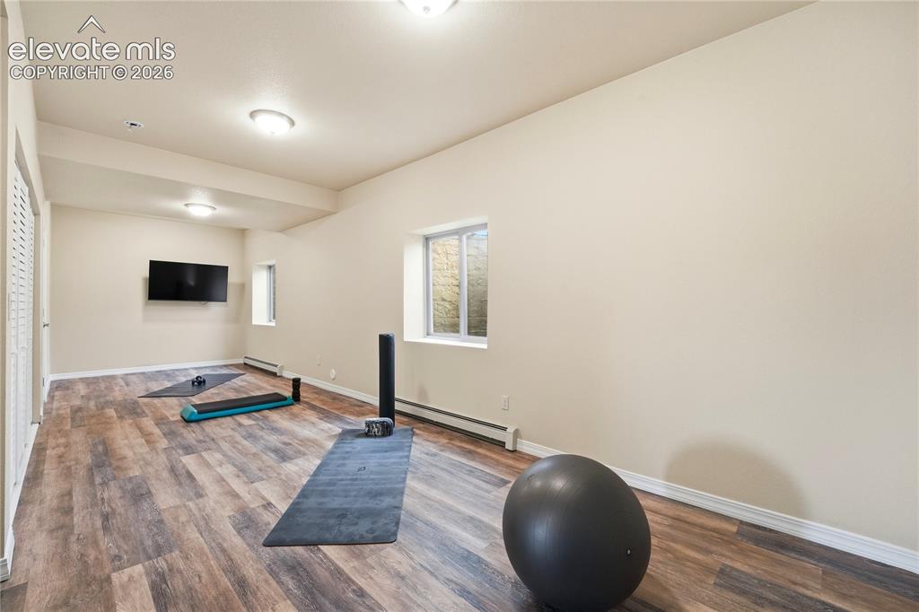 Image 26 of 50: Exercise Room