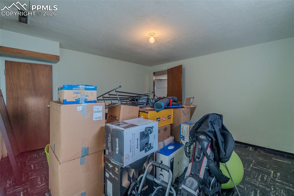 Image 25 of 34: Storage