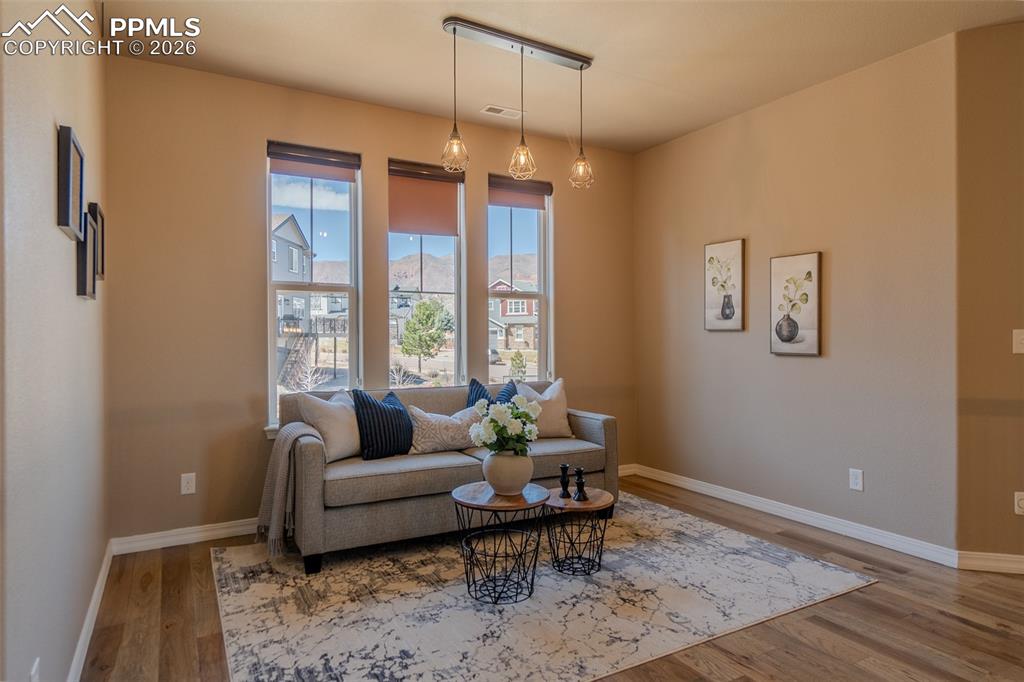 Image 21 of 50: Loft