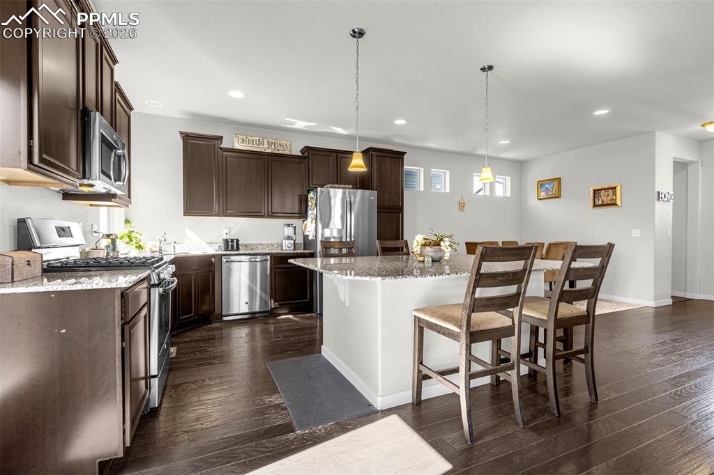 Image 6 of 40: Kitchen
