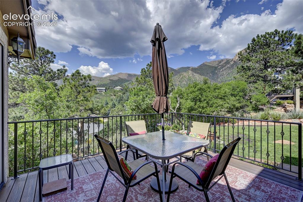 Image 19 of 47: Mountain view side deck