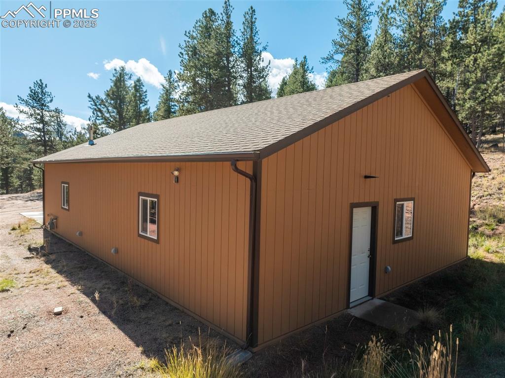 Image 14 of 29: Side of Structure