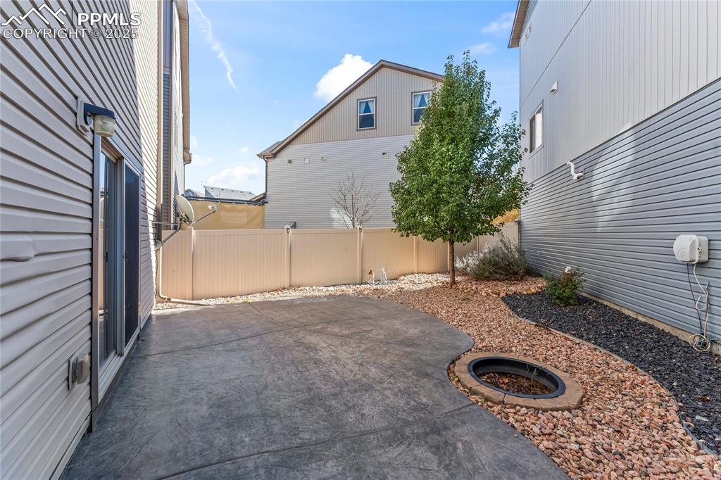 Image 24 of 33: View of patio