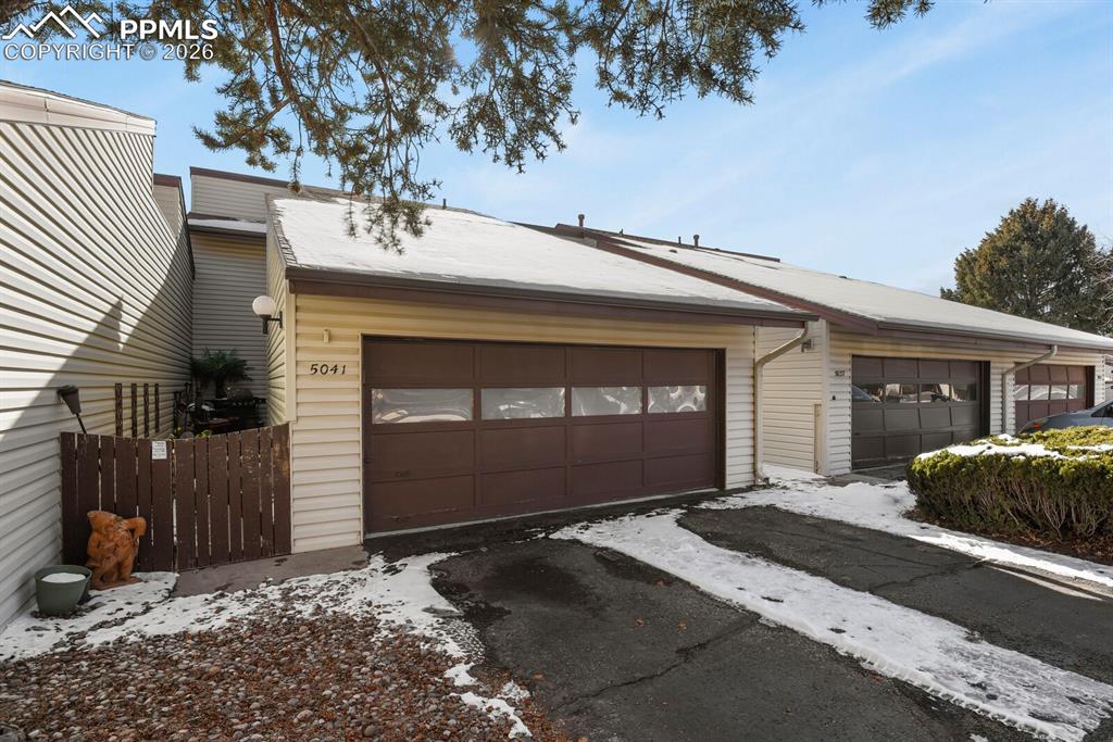 Image 1 of 35: Garage