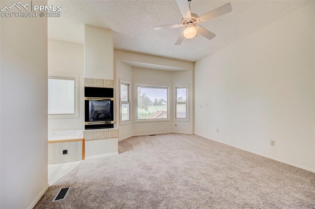 Image 15 of 45: Main level