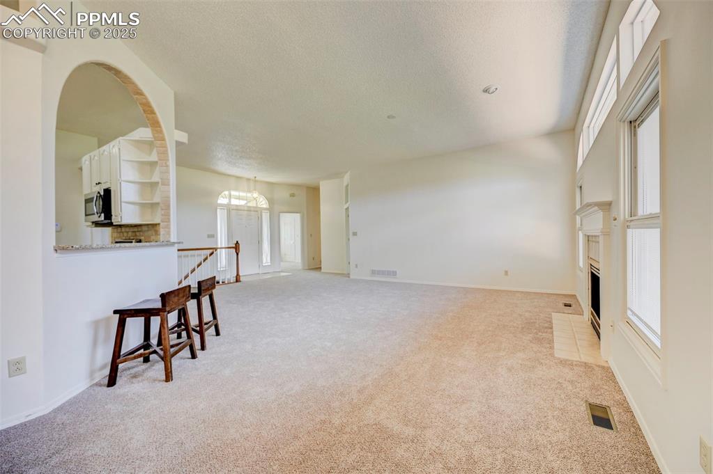 Image 7 of 45: Main level