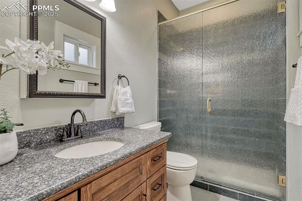 Image 17 of 42: main level 3/4 bath