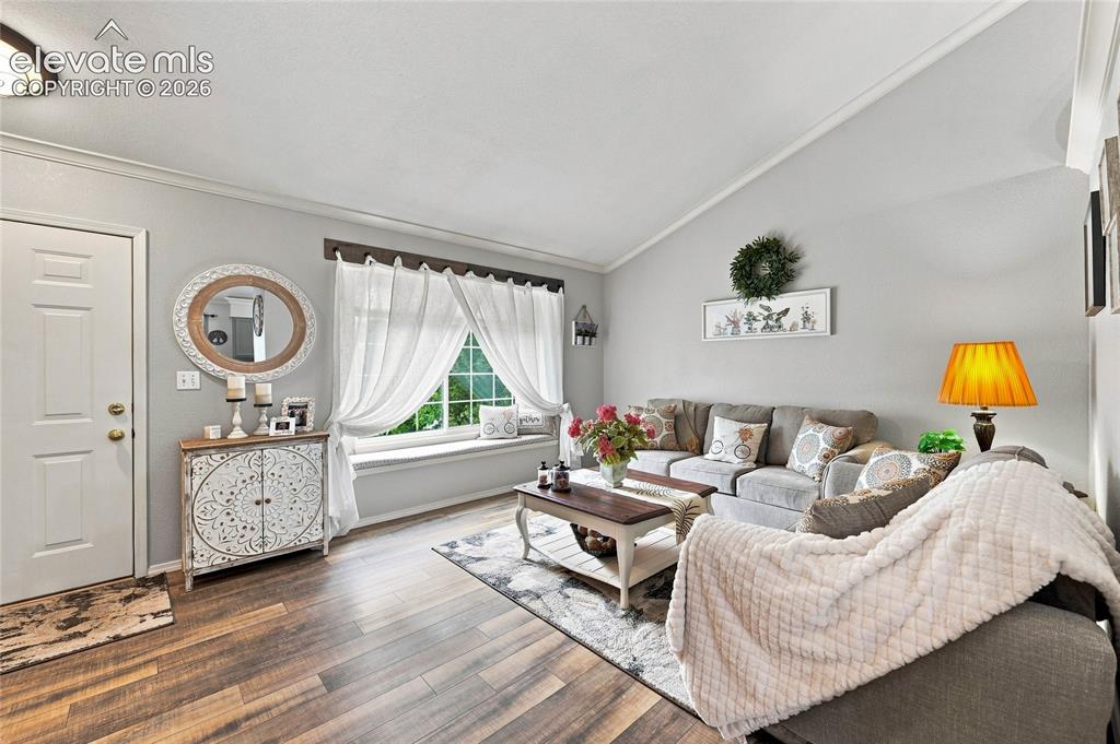 Image 6 of 45: Living room with window nook