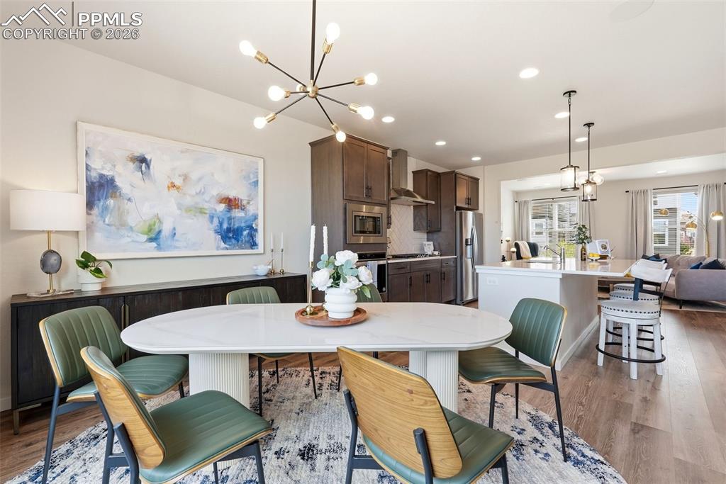 Image 7 of 49: Dining Area