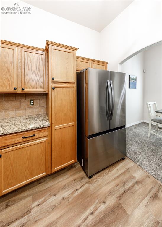 Image 18 of 35: Kitchen