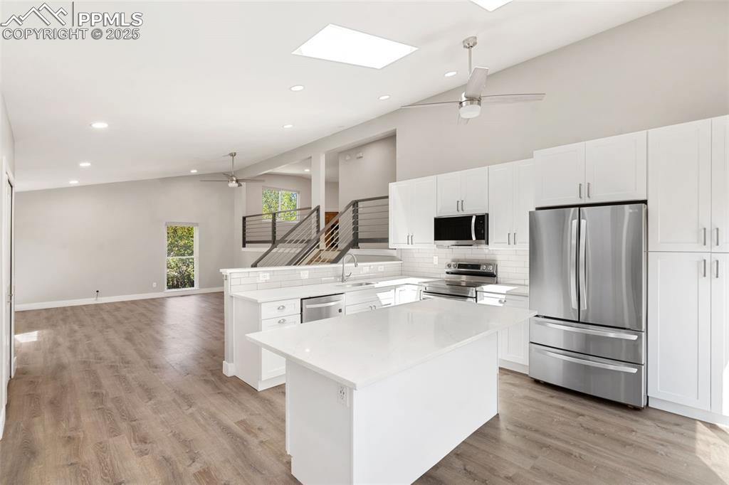 Image 12 of 29: Kitchen