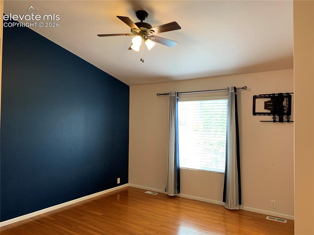 Image 6 of 12: Master Bedroom