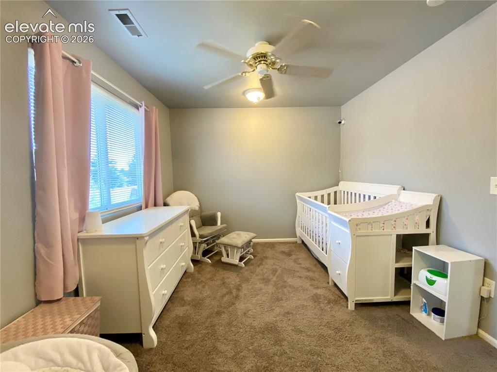 Image 9 of 20: Bedroom