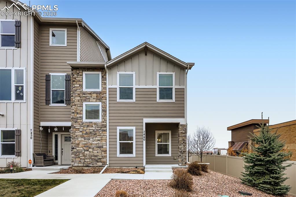 Image 3 of 29: Front of Structure