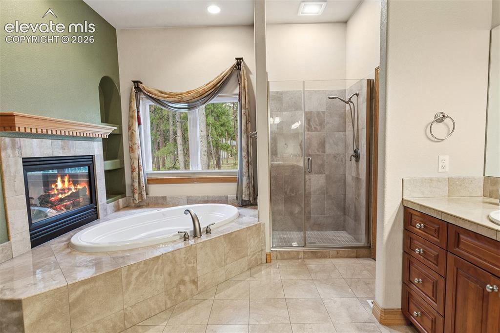 Image 19 of 47: Master Bathroom