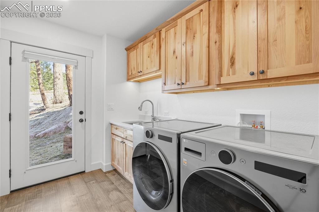 Image 38 of 44: No Description Available