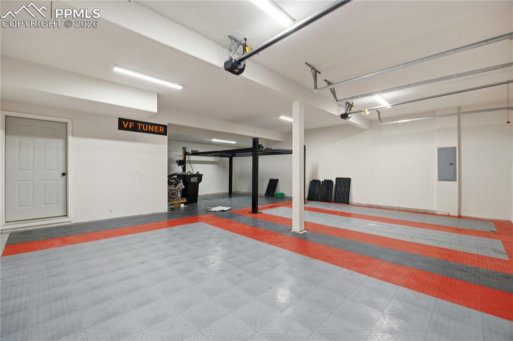 Image 39 of 44: No Description Available