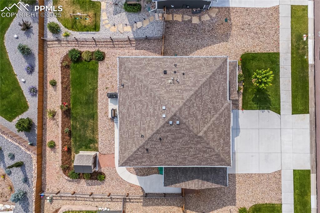 Image 37 of 39: Aerial view of property and surrounding area