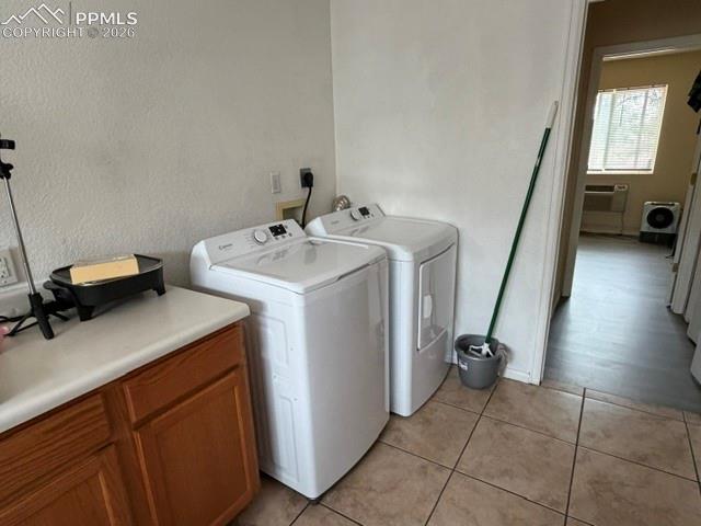 Image 12 of 18: Laundry