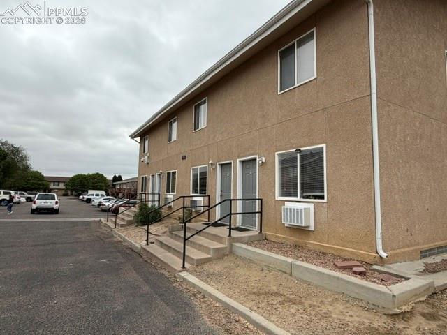 Image 13 of 18: Side of Structure