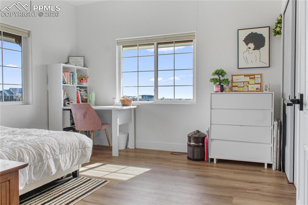 Image 21 of 34: Bedroom #3