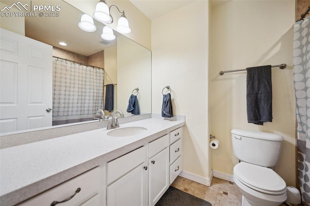 Image 18 of 35: Full Bath Upper