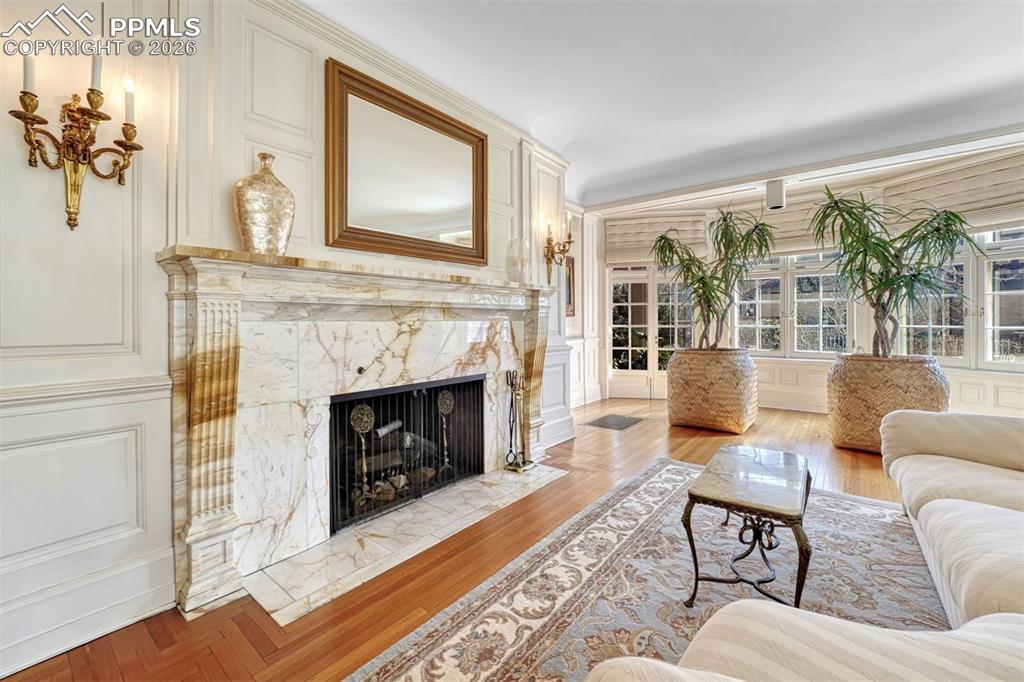 Image 12 of 50: New Supplement