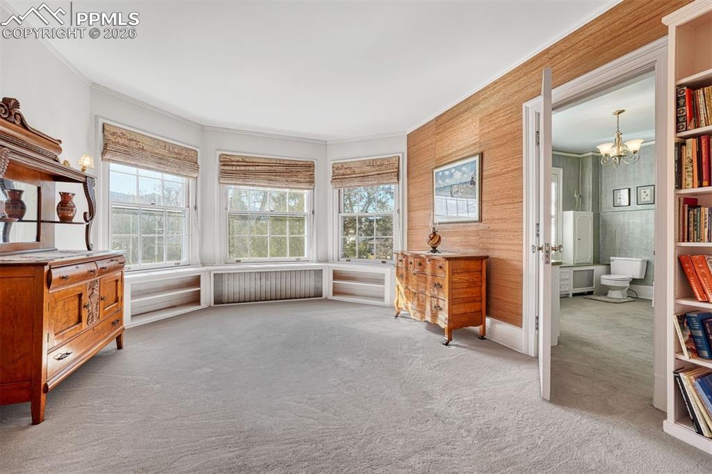 Image 35 of 50: Patio