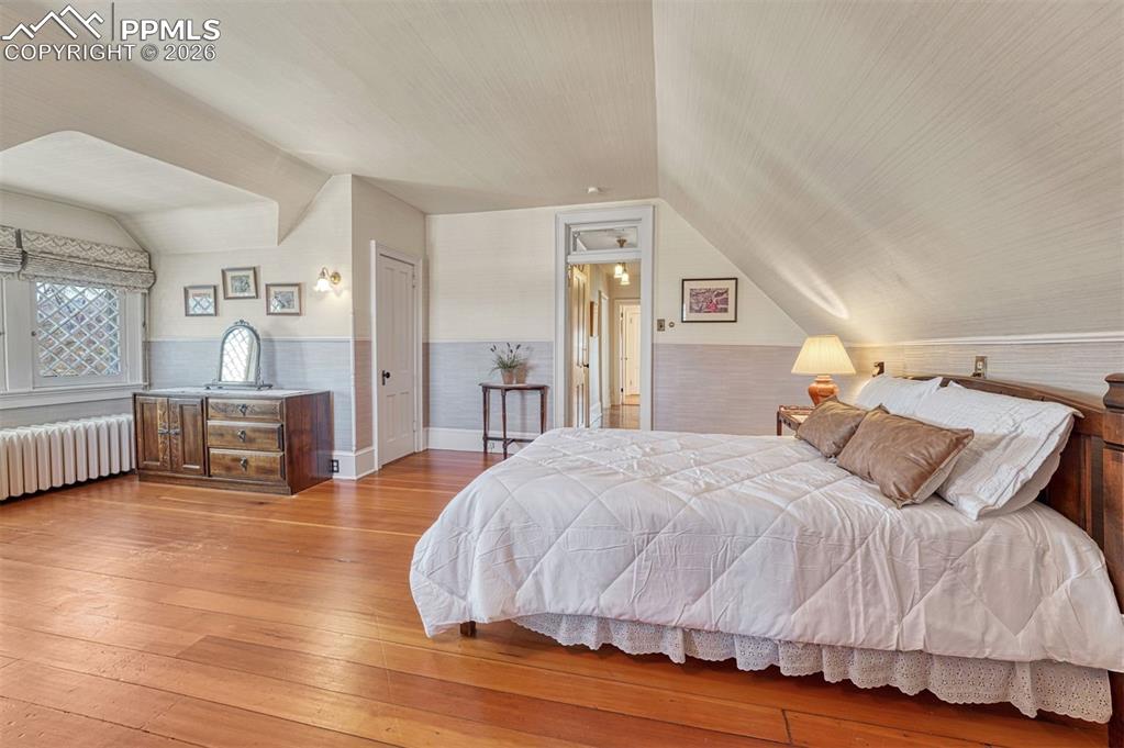 Image 39 of 50: Primary Bathroom