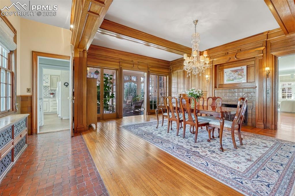 Image 4 of 50: New Supplement