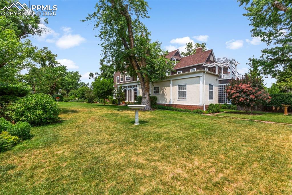 Image 49 of 50: Sizable 3rd level bedroom