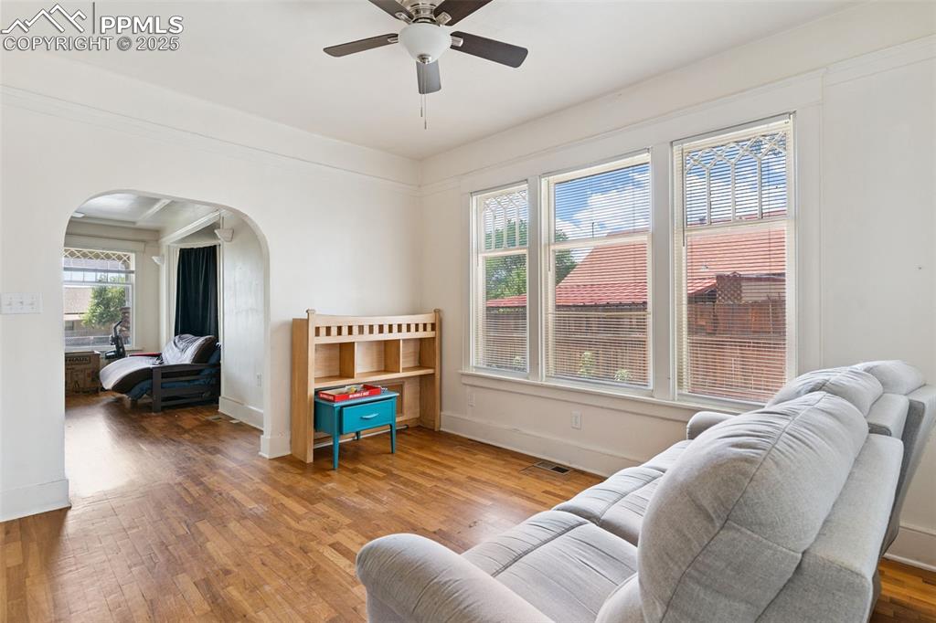 Image 8 of 20: Living Room
