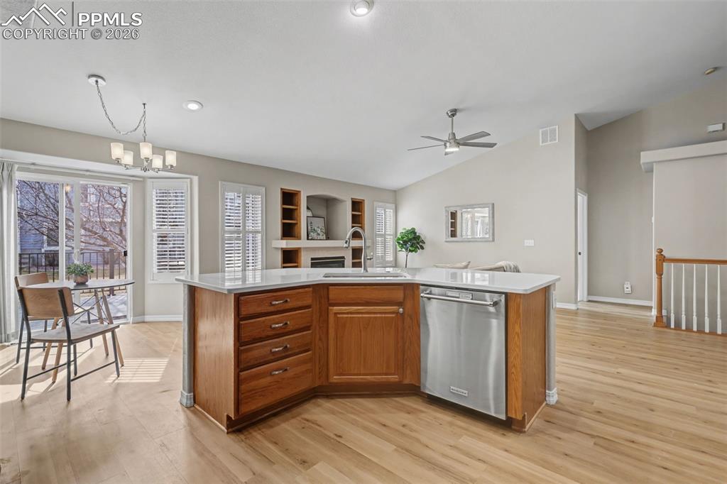 Image 10 of 27: No Description Available