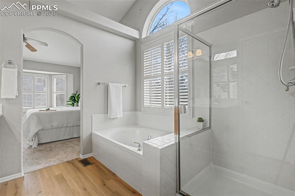 Image 14 of 27: No Description Available