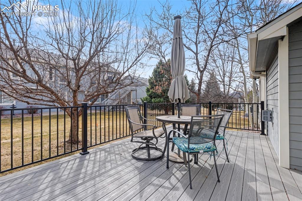 Image 25 of 27: No Description Available